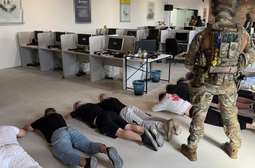 SSU and Czech law enforcement uncover call center in Zakarpattia scamming EU citizens