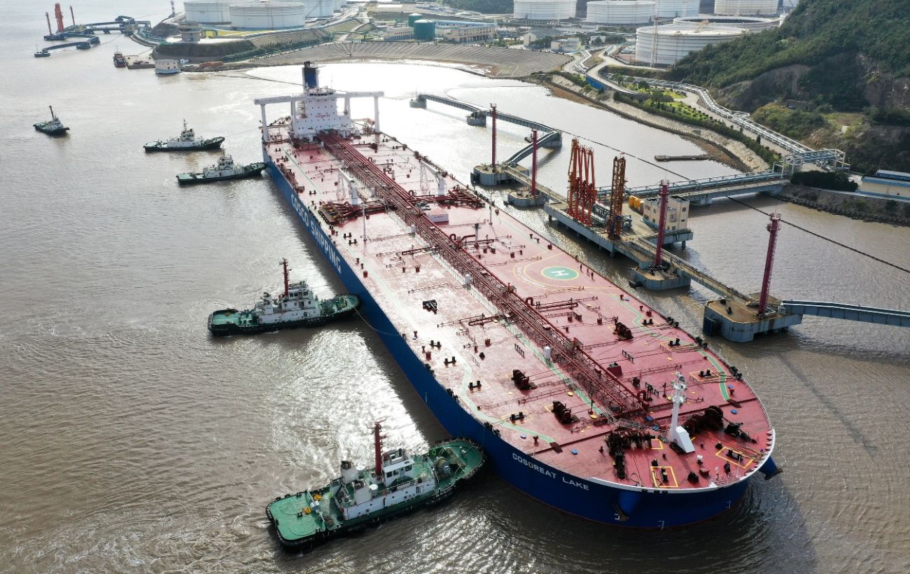 Foreign Intelligence Service: Russia is bypassing sanctions through Indonesia