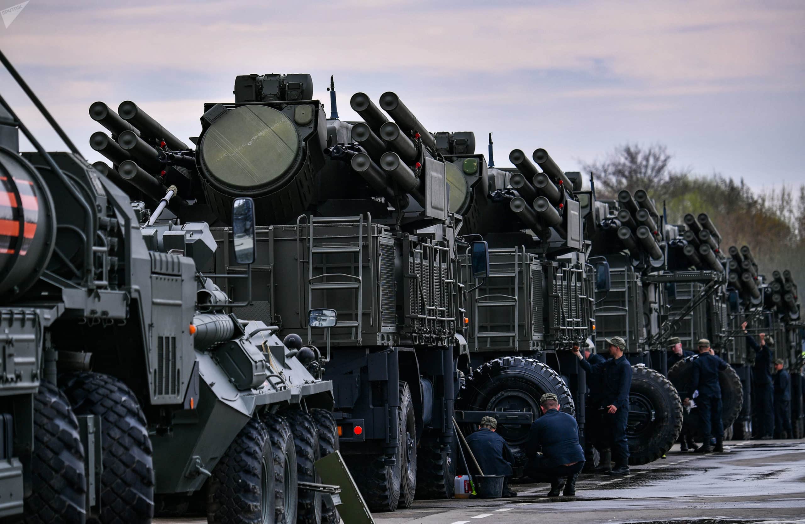 Russia expands elevated Pantsir-S1 air defense towers