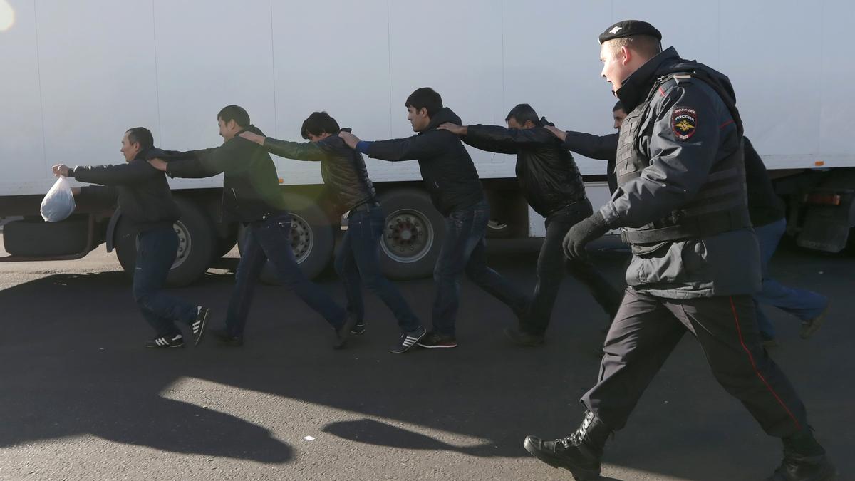 Foreign Intelligence Service: In Russia, migrants may be stripped of citizenship to be sent to the war against Ukraine