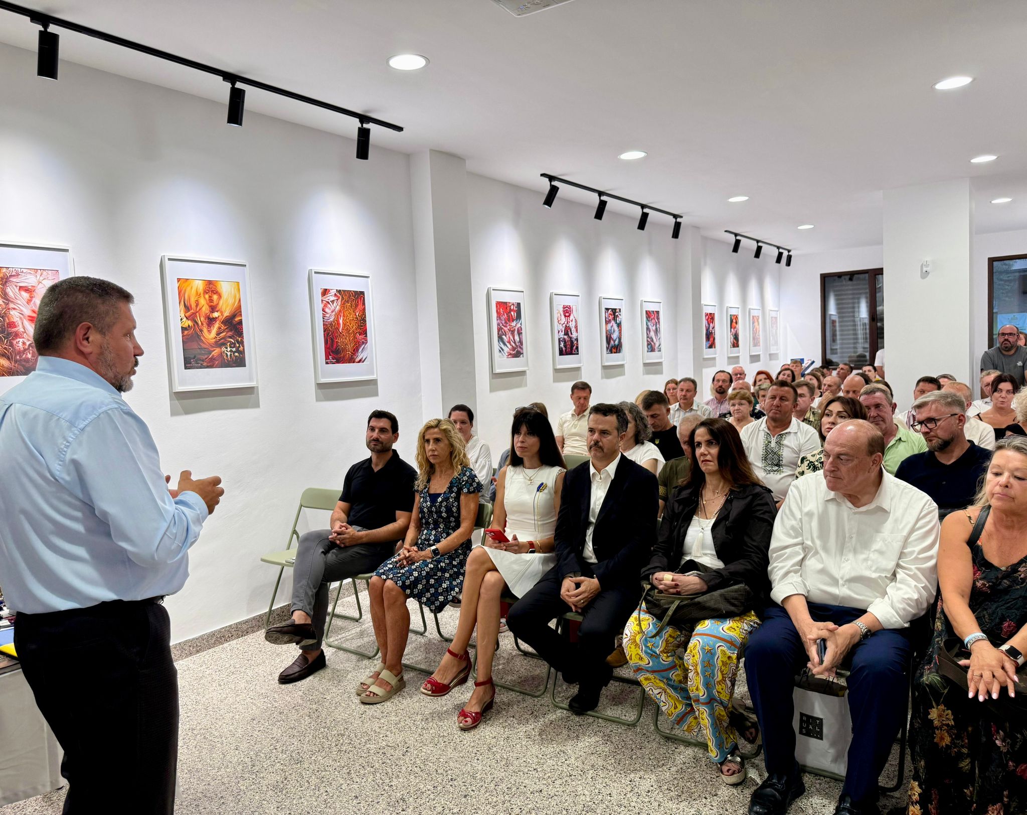 Ukrainian cultural center opens in Valencia