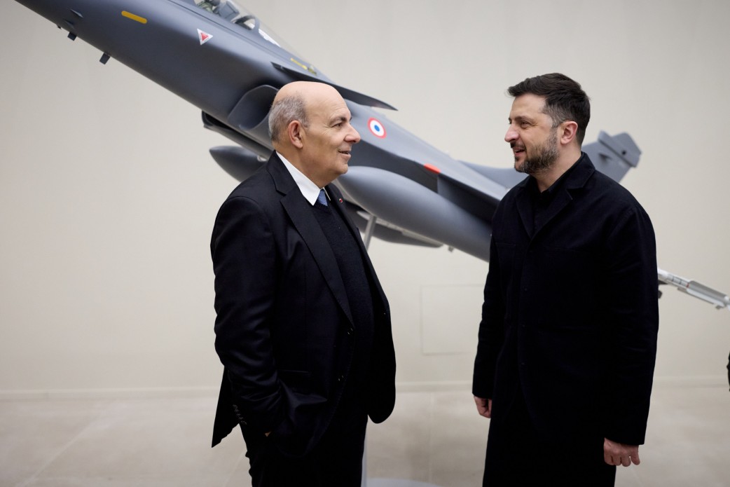 Zelensky meets leaders of French Rafale aircraft manufacturer