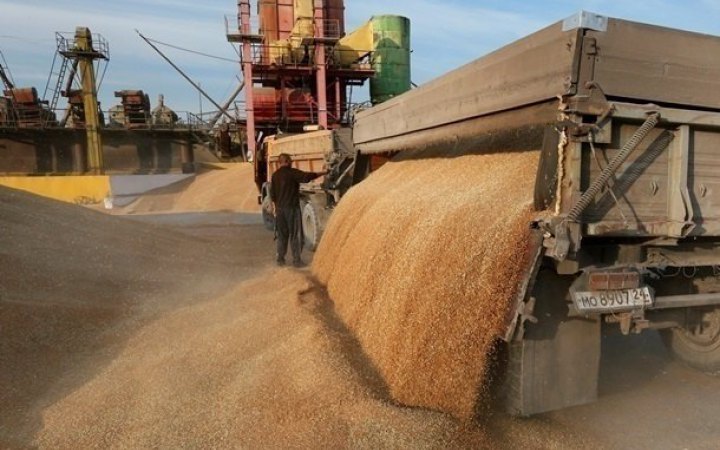 Foreign Intelligence Service: Russia exported more than 2 million tons of grain from occupied Ukrainian territories last year
