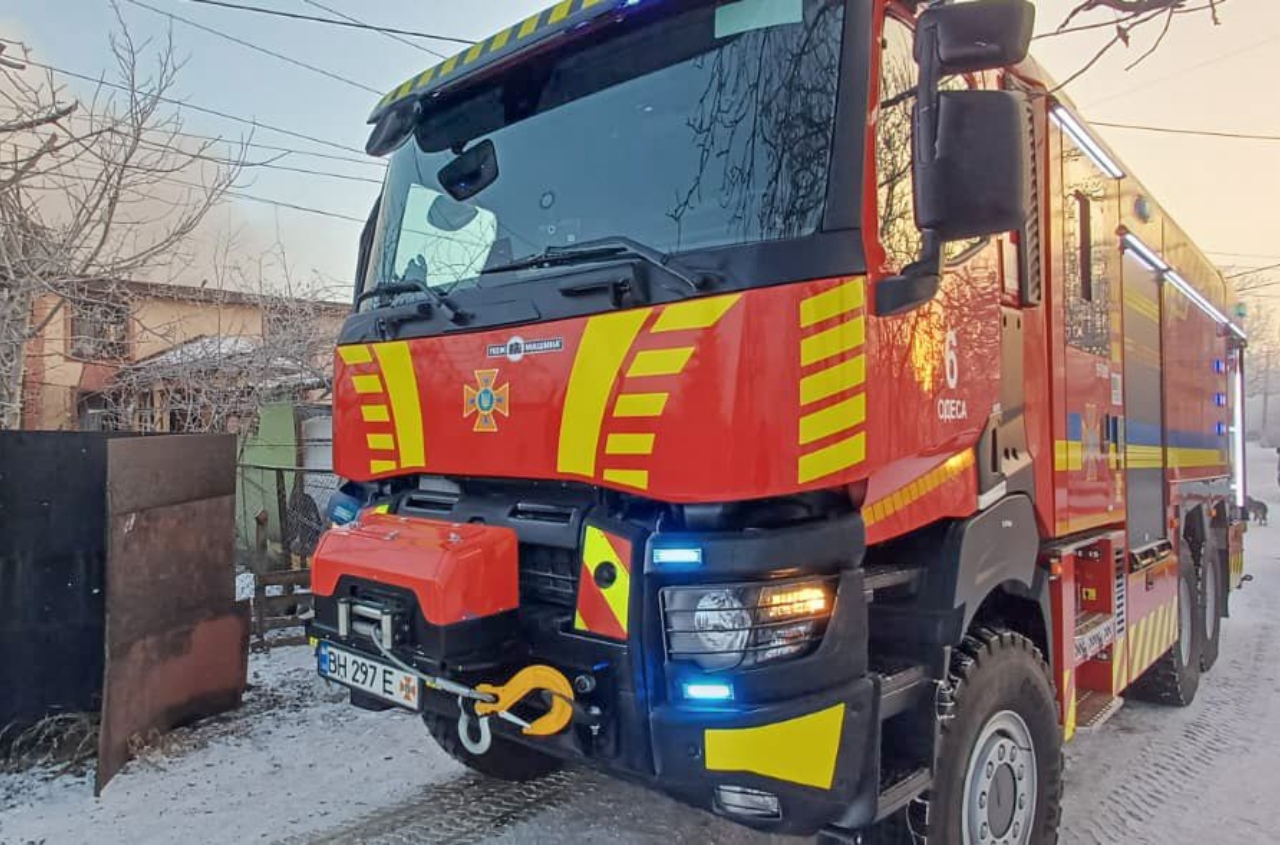 Russian strike hits Odessa warehouse, injures one