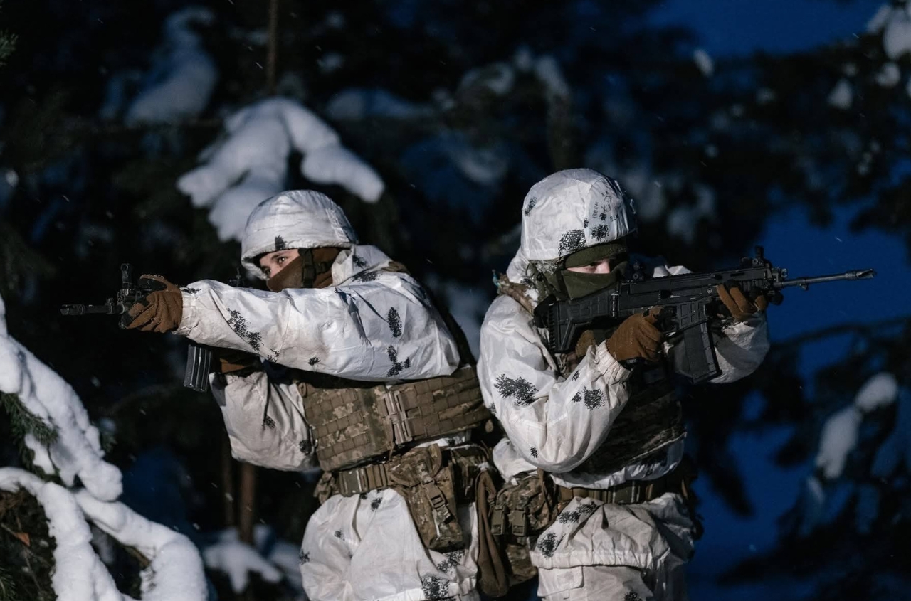 Russian assaults surge on front line, 180 combat engagements reported