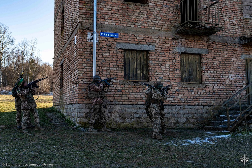Poland hosts ongoing training for Ukrainian forces within EUMAM Ukraine
