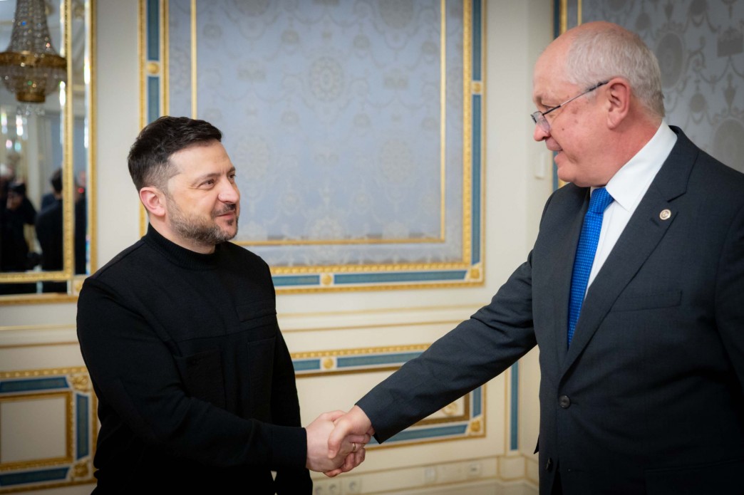 Ukraine and Moldova leaders discuss energy, EU membership, and humanitarian support