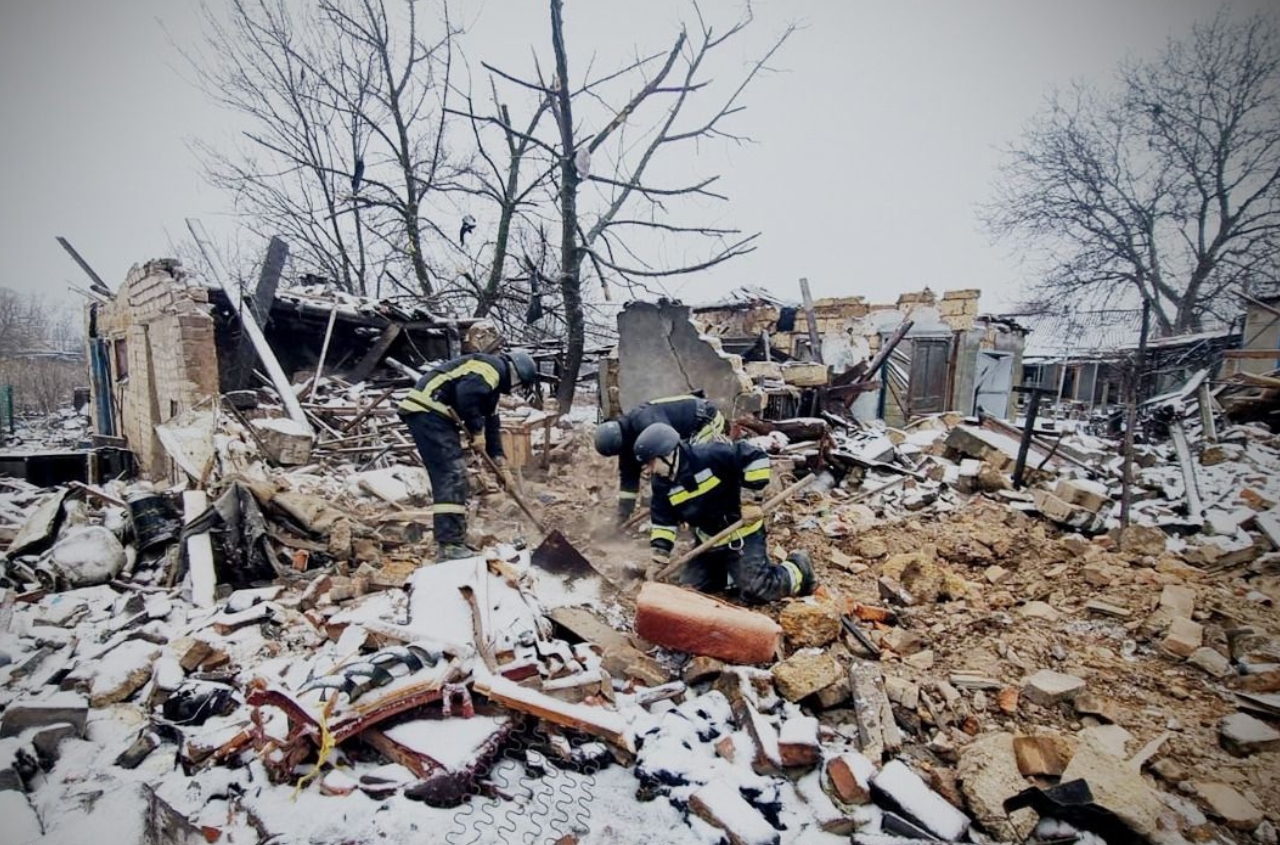 Russian forces launch hundreds of strikes across Southern and Eastern Ukraine