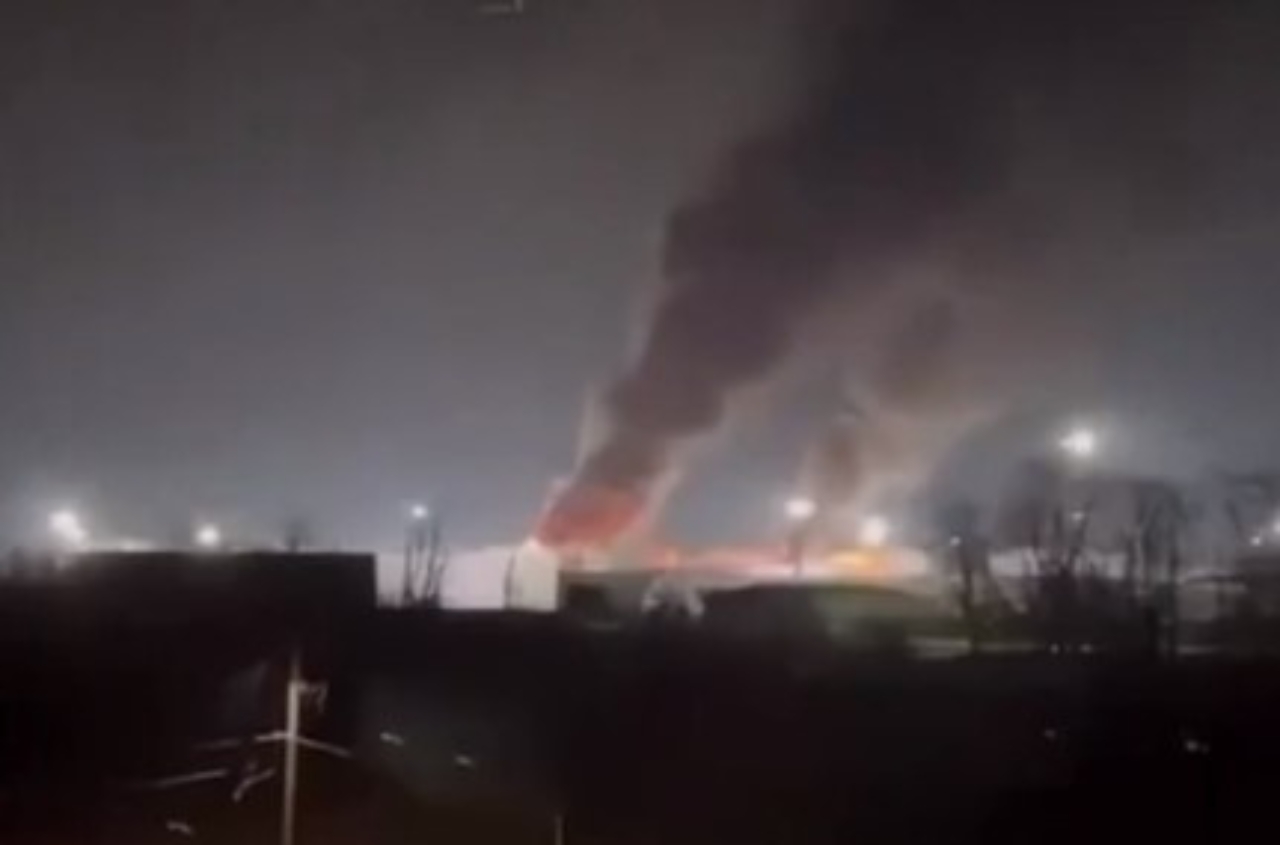 SSU hits Russian oil depot, disrupting fuel logistics