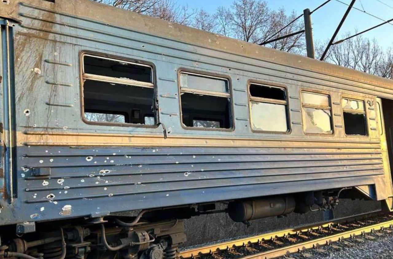 Night drone attack damages Ukrainian diesel locomotive in Kharkiv region
