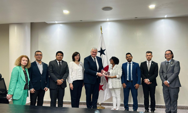 Ukraine expands diplomatic presence with new embassy in Panama