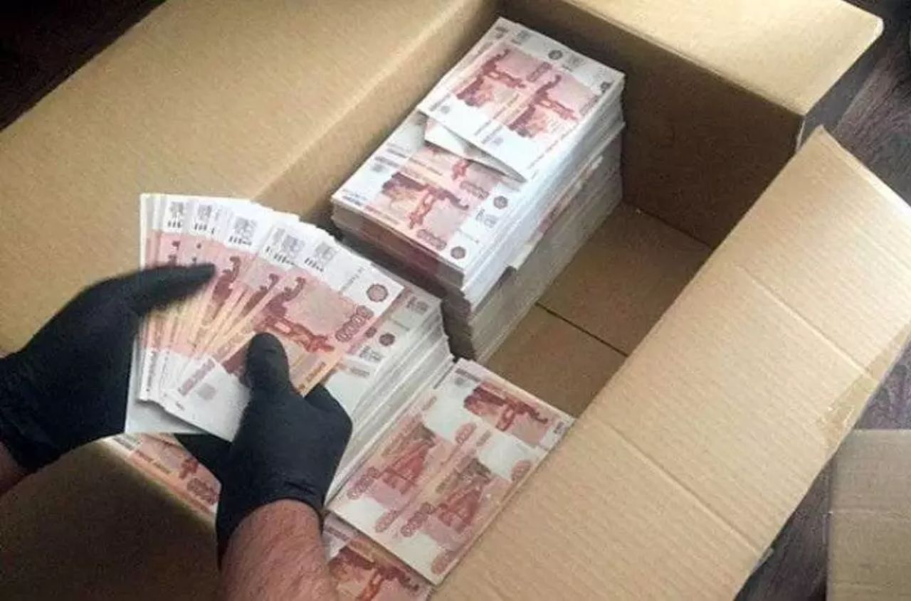 Scammers exploit Russian military payments during war