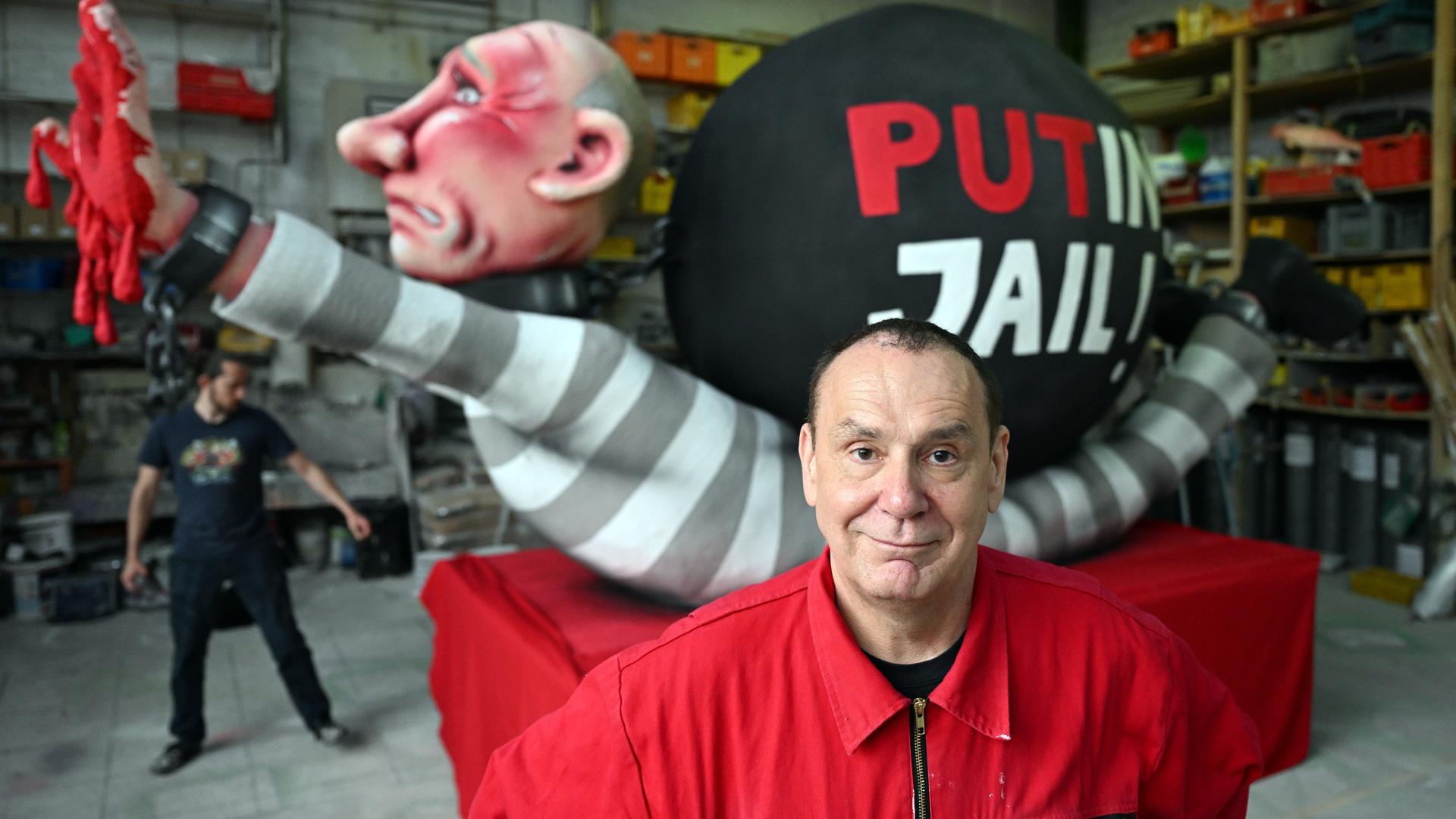 Moscow sentences German satirist Jacques Tilly over anti-Putin art