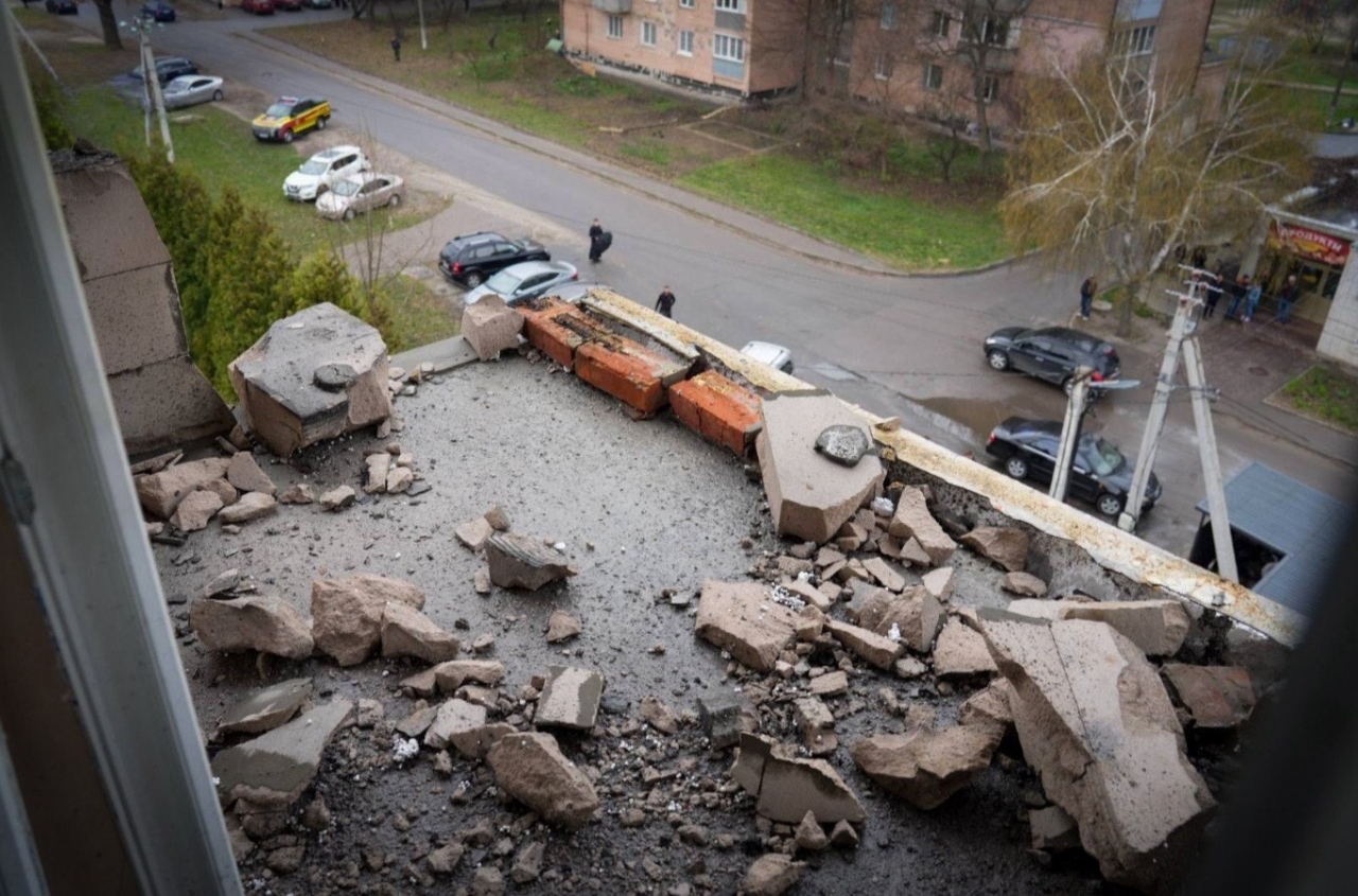 Russia strikes Ukrainian cities: 5 killed, 25 wounded in daytime attacks