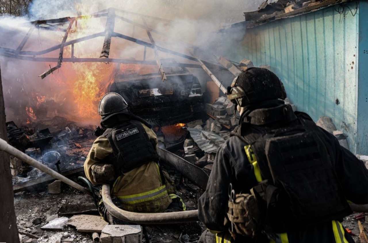 Russian Forces attack Kherson: multiple casualties, including children and medical workers