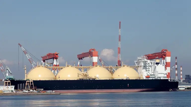 Foreign Intelligence Service: Russia turns to China for LNG insurance