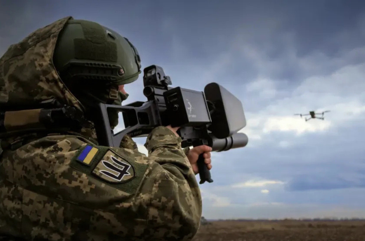 Ministry of Defence: Electronic warfare operators become key Fforce in drone-based modern warfare