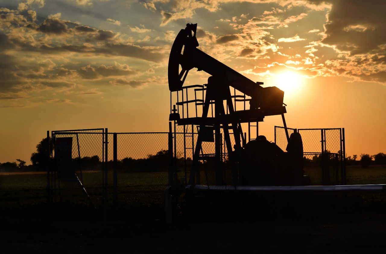 Russia’s economy remains trapped by oil dependence despite rising energy revenues