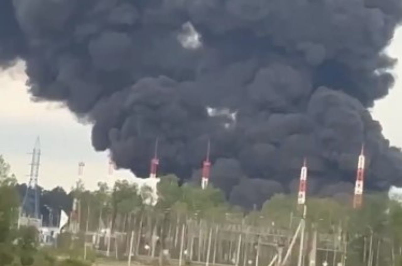 Ukraine strikes Russian military industry and fuel infrastructure near Moscow