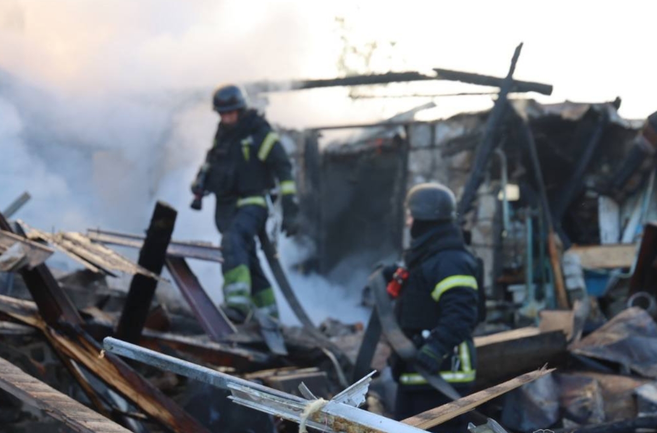 Mass Russian strikes hit multiple Ukrainian regions