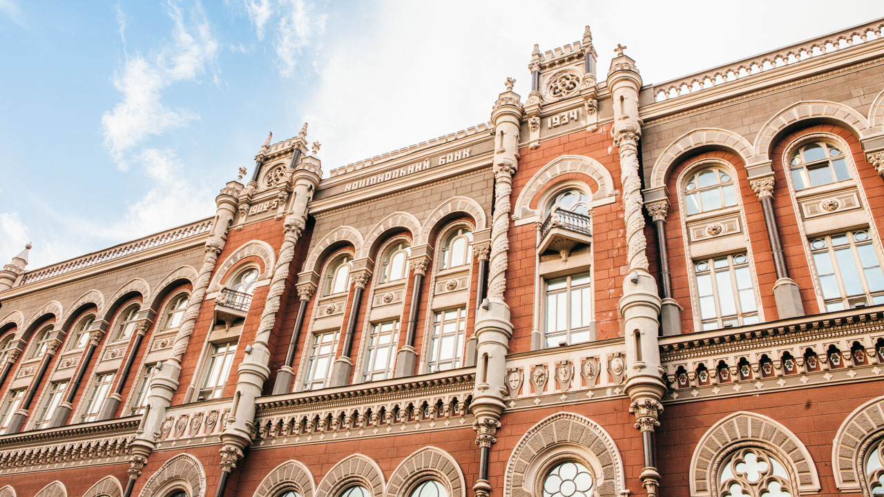Private and foreign banks lead growth in business lending in Ukraine