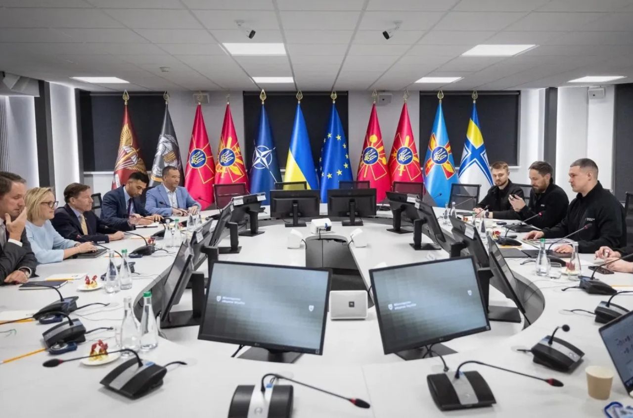A "Win-Win" partnership: Ukraine offers battlefield data in exchange for continued U.S. support