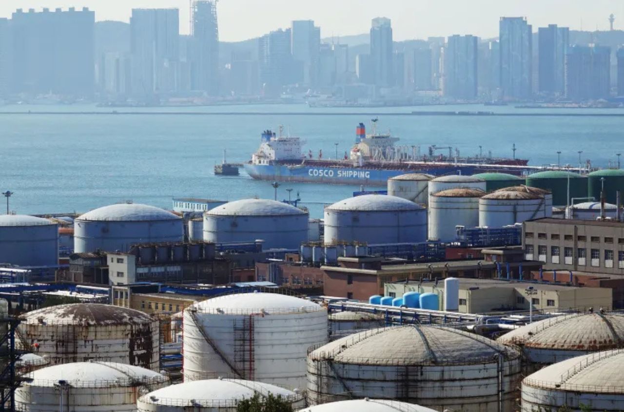 Ihar Tyshkevich: Beijing’s oil reserve strategy reshapes trade with Iran and Russia