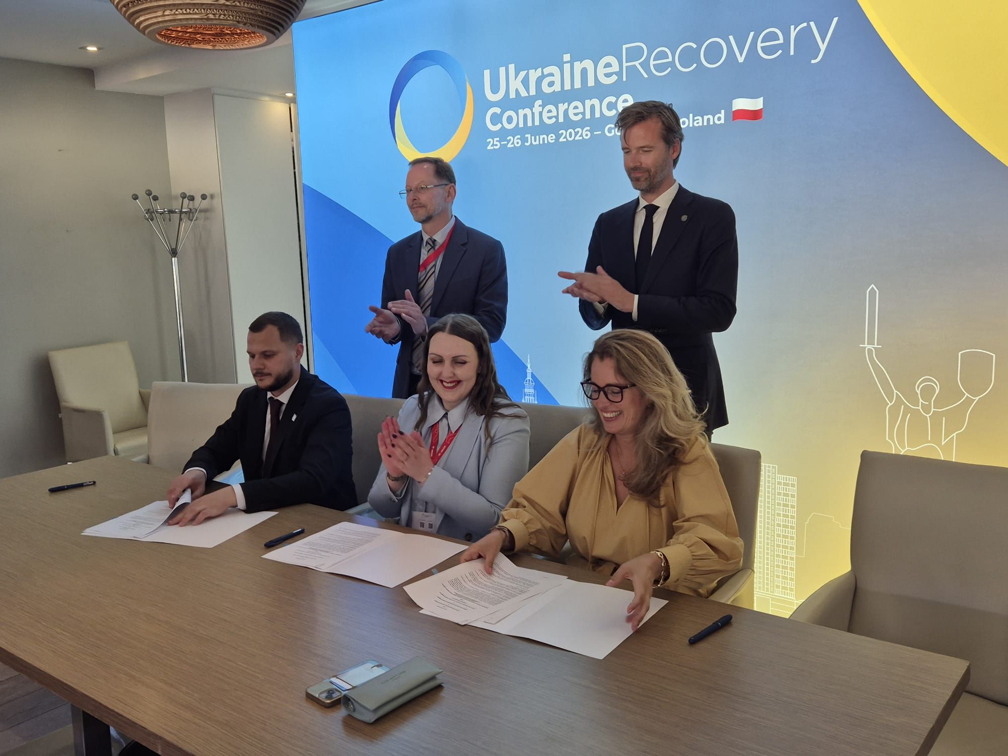 Invest International signs deal to support prosthetics clinic in Kyiv