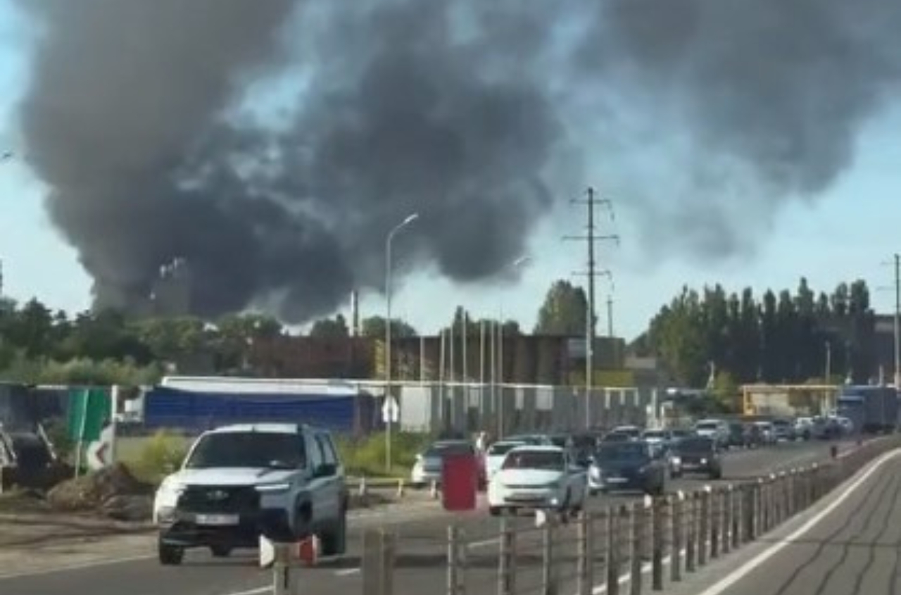SSU strikes two Russian oil depots more than 500 km from Ukraine
