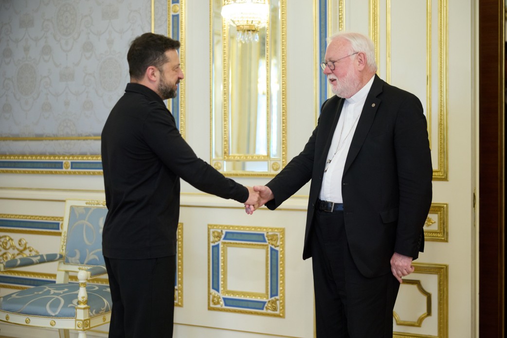 Zelensky met Vatican Archbishop Paul Gallagher to discuss peace efforts, abducted children and the country’s EU path