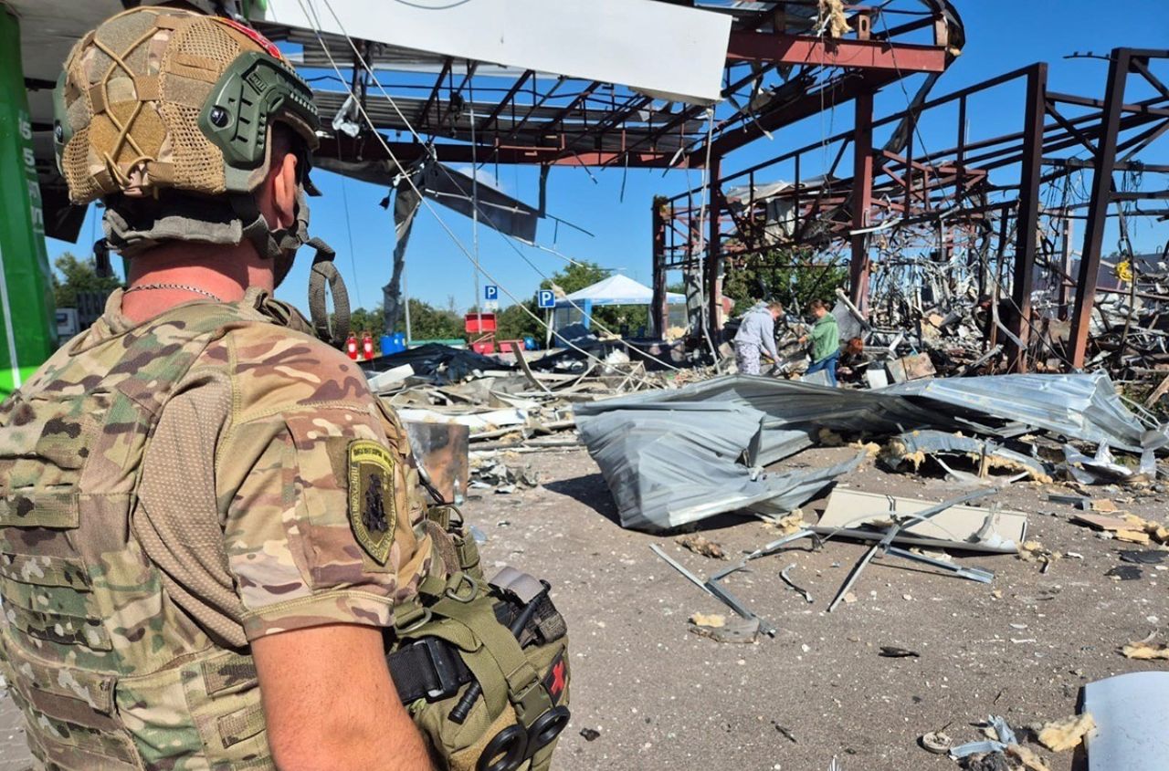 At least 6 killed as Russian attacks hit multiple Ukrainian regions