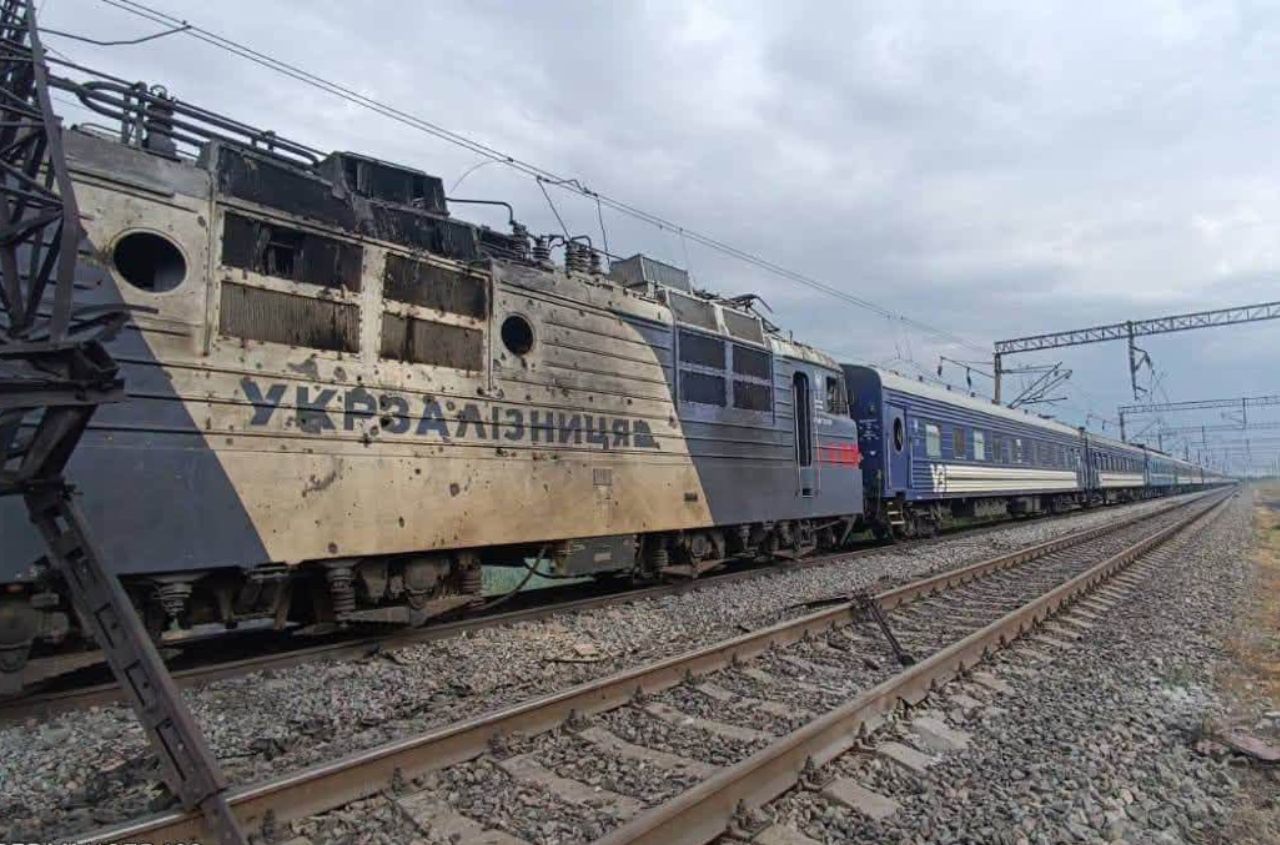 600 passengers evacuated after Russian double strike on Zhytomyr–Odessa train