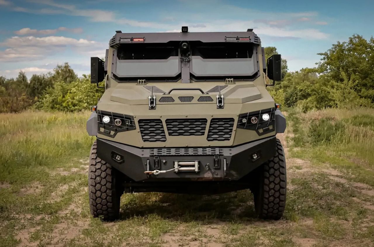 UAT.GYURZA-01 armoured pickup joins Ukraine’s military fleet