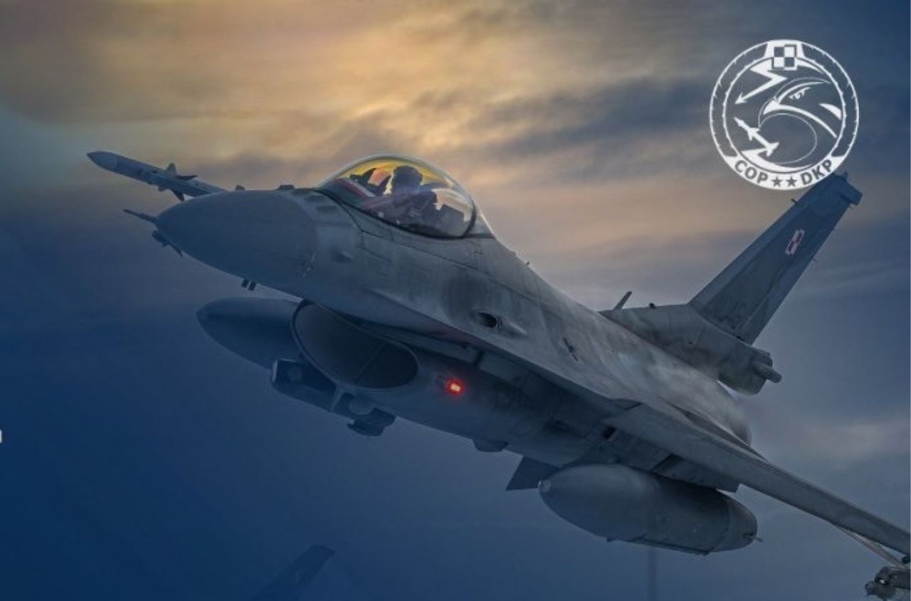 NATO fighter jets scrambled in Poland and Romania during Russian strikes