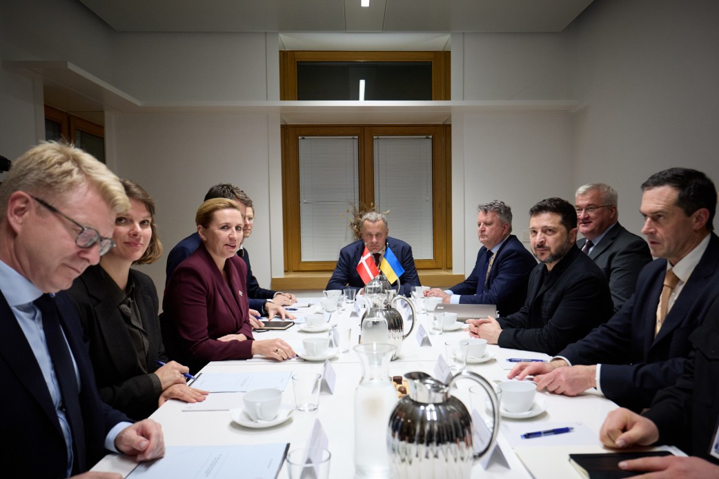 Zelensky and Frederiksen discuss strengthening Ukraine's air defences ahead of winter
